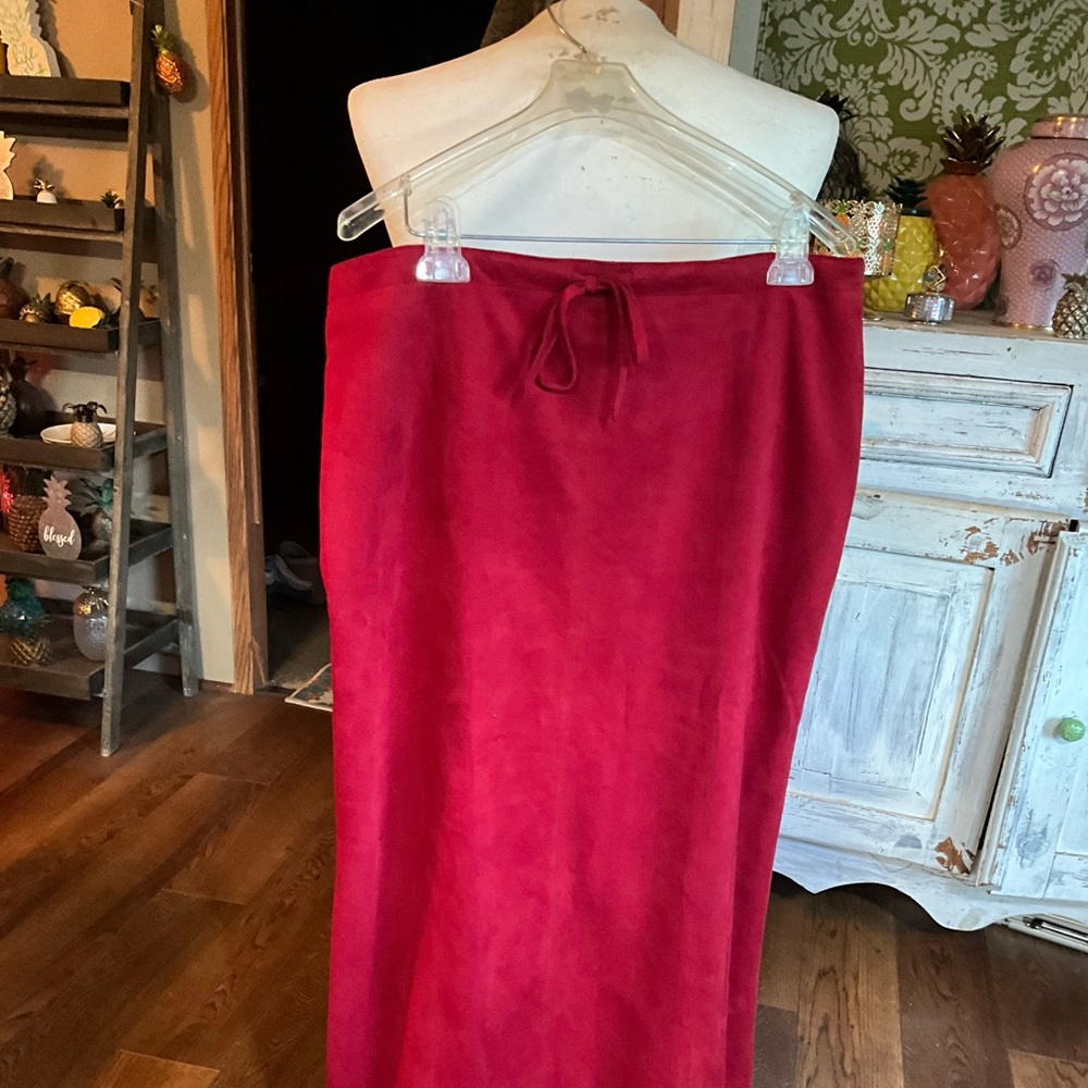 Easy spirit size 16 skirt